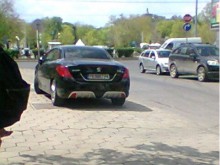 Читател: Как се паркира на пъпа на Пловдив?