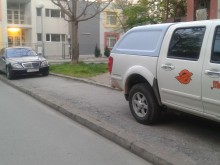 Нагли шофьори по тротоара на ул. "Емил Зола"