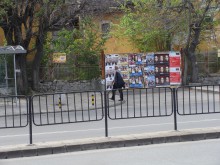 Автомобил се блъсна на метри от автобусна спирка в Пловдив