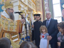 Здравко Димитров бе отличен с най-високото църковно отличие