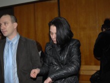 Залятата с боя Нона: Предлагаха ми пари да оттегля жалбата