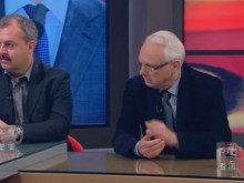 Велизар Енчев нахока btv за превода от македонски