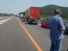 ПТП с пострадал направи ад придвижването към Пловдив по магистралата