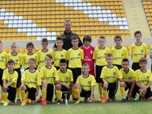 Ботев триумфира и при набор 2005!