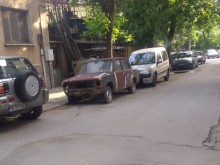 Бракми заемат места за паркиране в "Централен"