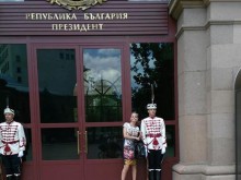 Полицията: Фейсбук измамницата Ваня Тучева е рекетирала Панаира