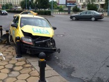 Полицията издирва виновника за катастрофата на бул. "Цар Борис III Обединител"
