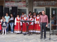 Заместник-кметът на Община Карлово Антон Минев откри Празника на Розата в с.Розино 
