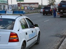 Автовоз изсипа коли на АМ "Тракия" 