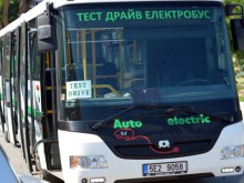 Електробус тръгна по улиците на Пловдив!