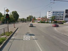 51-годишен шофьор е блъснал моториста на кръстовището на "Кукленско шосе" и ул. "Скопие"