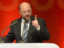 Шулц: В Гърция може да избухне хуманитарна криза след референдума