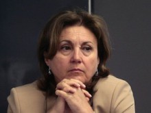 Полицаите на опреснителни курсове как се слагат белезници без бой