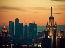 Големите инвеститори панически продават руските си активи