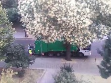 Пловдивчанин се оплака от ранното събиране на боклука