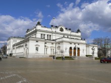Парламентът избира омбудсман