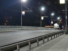 След материал в Plovdiv24.bg: Проверяват уличното осветление в Пловдив, настройват го да се пуска по-рано