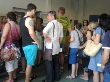 Важно: Полицията се задейства след материали в Plovdiv24.bg! Бързите услуги за нови документи - вече и в районните управления!