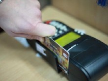 Търговци слагат нерегламентирана такса за плащане с банкова карта