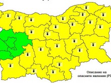 Почти цялата страна в "жълт" код утре заради топлото време