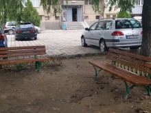 15 нови пейки поставиха в "Северен"