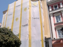 H&M отваря пететажен магазин на Главната