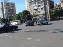 Очевидец: Шофьорка блъсна дете до "Санкт Петербург", от 112 безпомощни! А камерите?