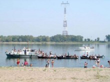 Млад мъж се изкъпа в Дунав и загуби 30% от слуха си