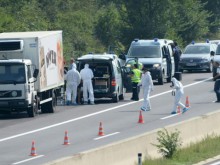 Унгарците задържаха четвърти българин заради камиона с мъртвите бежанци