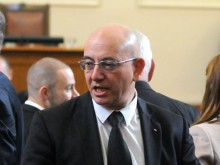Ревизоро: В България не може да има две рафинерии