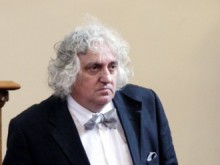 Десетки на протест пред СЕМ срещу програма на турски