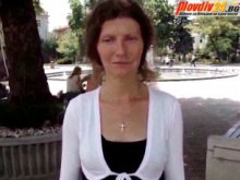 Липса на експертиза отлага делото на девствената поетеса?