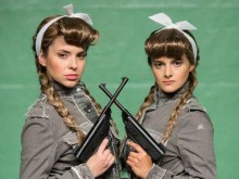 "Сцена на кръстопът" тръгва със "Сестри Палавееви" днес