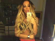 Николета Лозанова отново стана блондинка