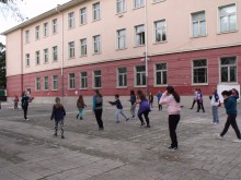 Родители от Пловдив в патова ситуация дни преди старта на учебната година!