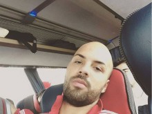 Пищна кадъна завъртя главата на Ники Михайлов