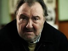 Петима творци ще получават по 700 лева всеки месец