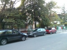 Безобразно паркиране на улица "Болград" заради "Южен полъх"
