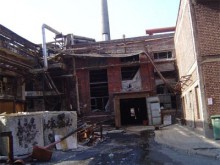 Сграда се срути и затрупа багерист в металургичния завод в Кърджали