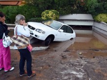 Силна буря взе 13 жертви на Лазурния бряг