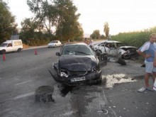 Ад на Витиня: Жена загина в автомеле с над 50 автомобила, има ранени!
