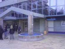 Местят избирателни секции от ПУ "Стефан Караджа" в ОУ "Димитър Талев"