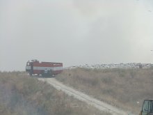 Окончателно потушават пожара на сметището до два дни