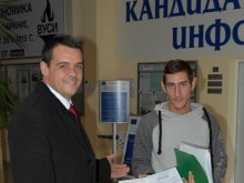 Георги Стаменов подкрепи младеж да продължи образованието си 