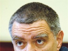 Професор: Махнете 12 клас - това е една загубена година