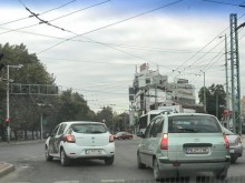 Ад на Сточна гара, всеки прави ляв завой откъдето му падне!