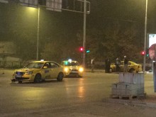 Таксита се блъснаха на кръстовище в Пловдив