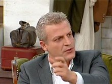 Москов: "Вредни храни" е данък за облагане на поведението