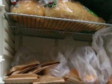 Благородно: Ученици ще пълнят хладилника за бедни в центъра всеки ден!