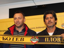 Ботев представи Николай Костов